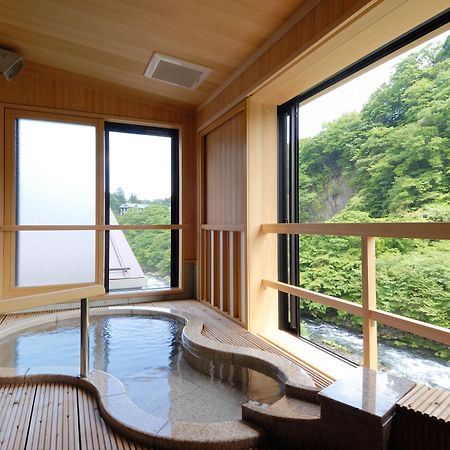Koduchi No Yado Tsurukamedaikichi Hotel Нико Екстериор снимка