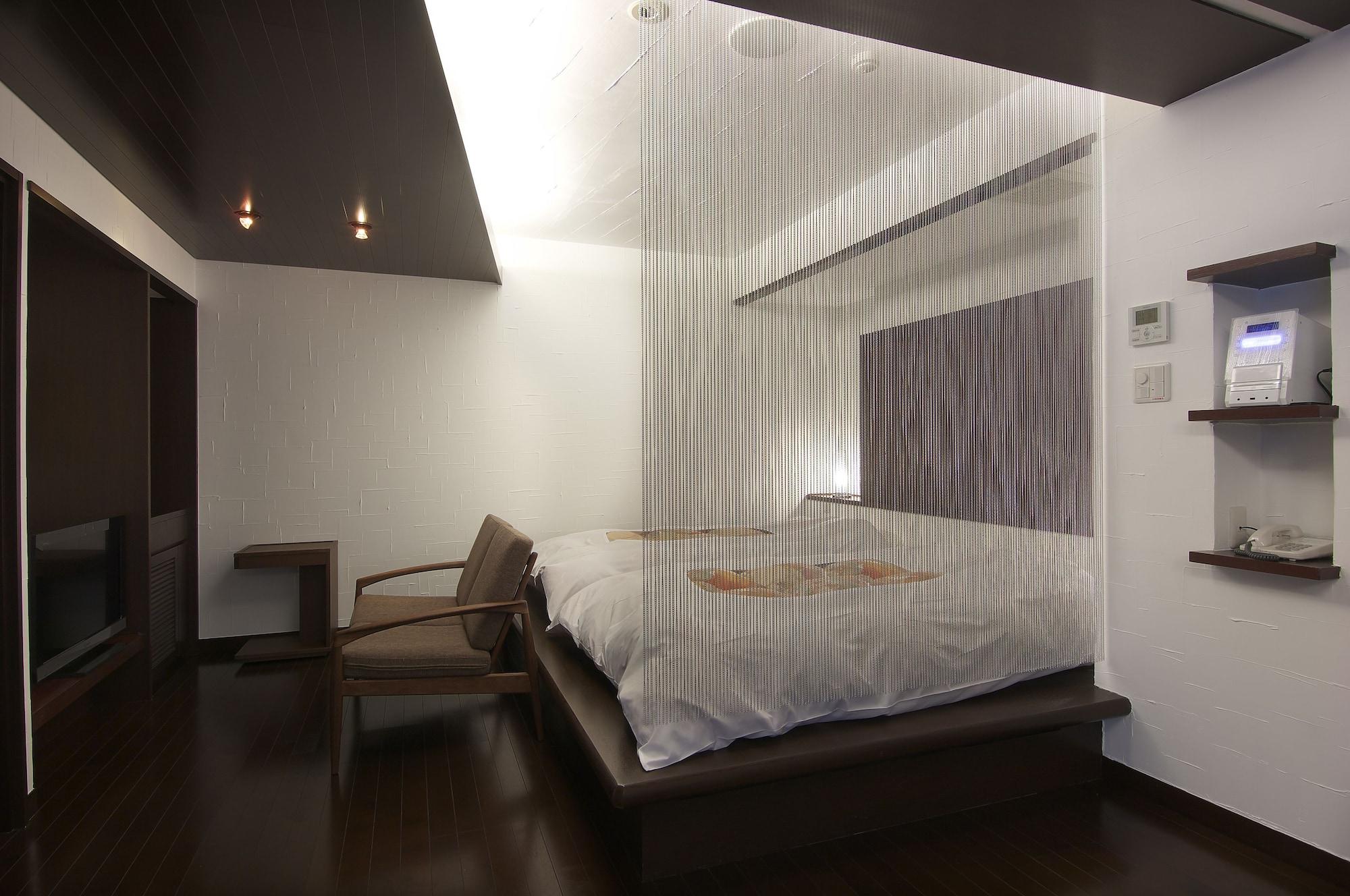 Koduchi No Yado Tsurukamedaikichi Hotel Нико Екстериор снимка