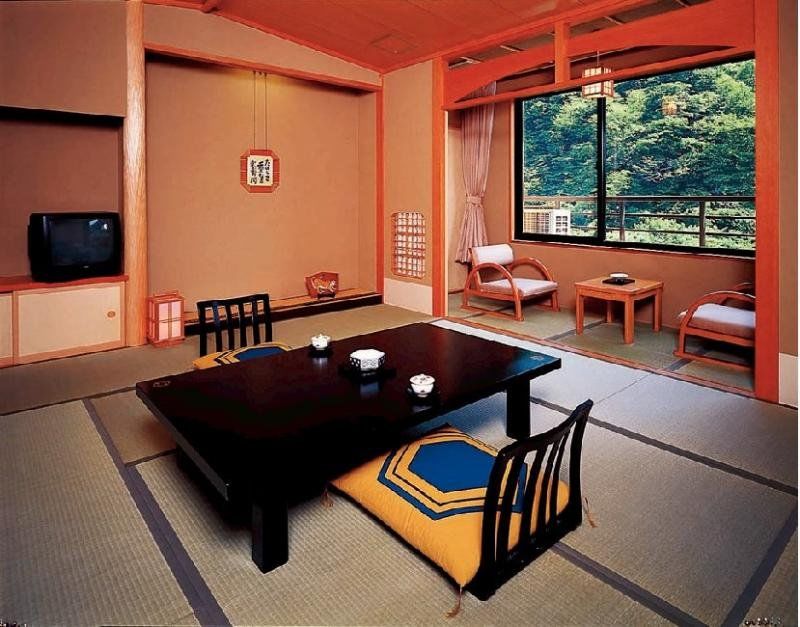 Koduchi No Yado Tsurukamedaikichi Hotel Нико Екстериор снимка