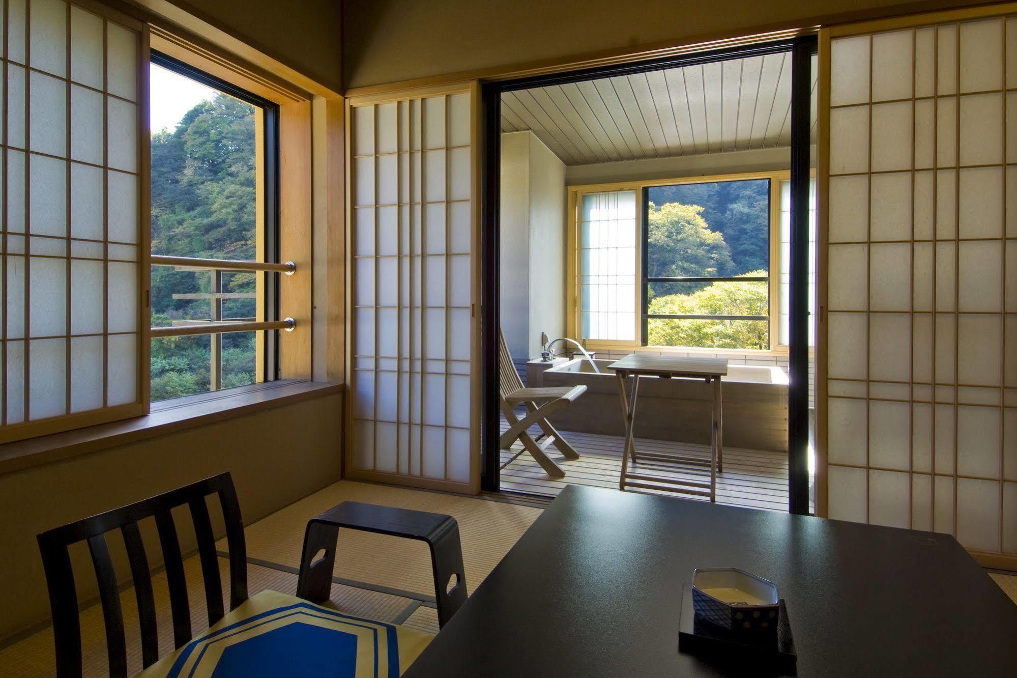 Koduchi No Yado Tsurukamedaikichi Hotel Нико Екстериор снимка