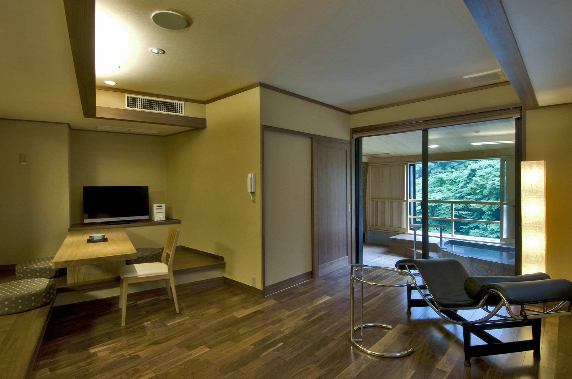 Koduchi No Yado Tsurukamedaikichi Hotel Нико Екстериор снимка